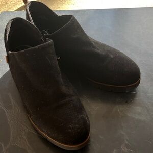 Women’s Dr. Scholl’s Black Microfibre Nice Day Now Slip-ons. US 9.